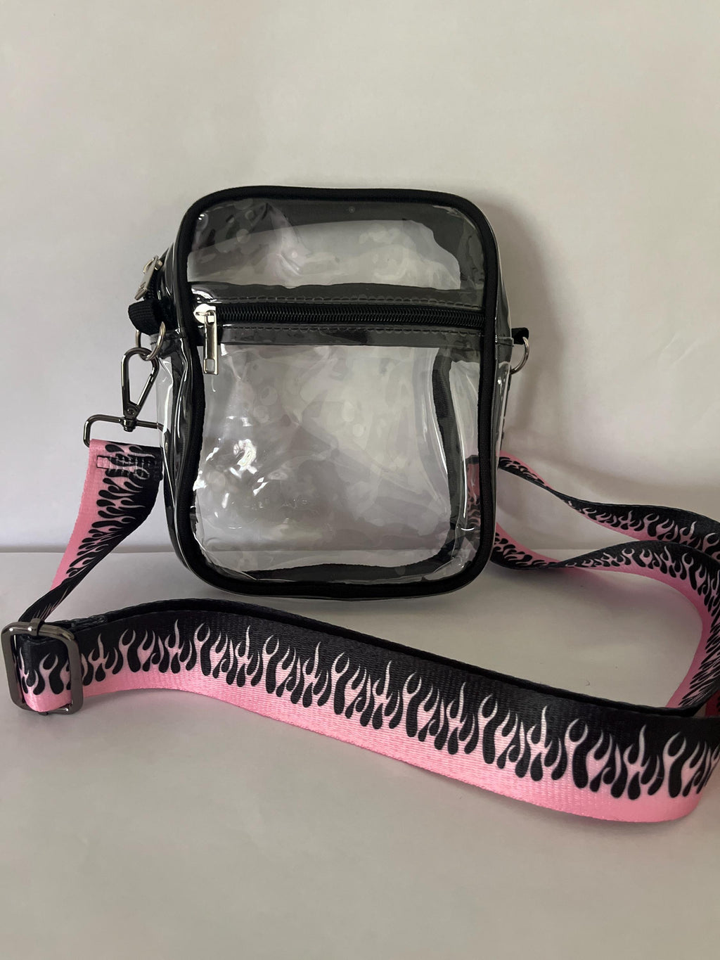 Clear Stadium Purse with Stripe Strap – Stylish Crossbody Bag for Concerts, Sports & Festivals
